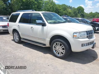 2007 Lincoln Navigator with VIN 5LMFU27507LJ08406, listed as a IAAI auction lot 42740531 with 152,405 mi miles and . Bid and sale history available at DreamBid. Image 1.