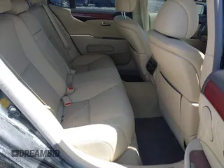 2011 Lexus LS 460 z VIN JTHCL5EF3B5010315, wystawiony jako IAAI lot #41842776 z przebiegiem 91 938 mil mil oraz . Historia ofert i sprzedaży dostępna na DreamBid. Obrazek 8.