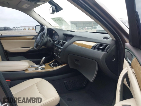 2013 BMW X3 xDrive28i with VIN 5UXWX9C50DLK59656, listed as a IAAI auction lot 41899196 with 130,417 mi miles. Bid and sale history available at carsss.com. Image 5.