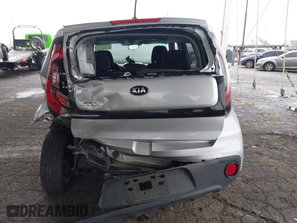 2018 Kia Soul with VIN KNDJN2A28J7583041, listed as a IAAI auction lot 41566304 with 116,651 mi miles. Bid and sale history available at carsss.com. Image 6.