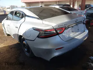 2019 Nissan Maxima Platinum z VIN 1N4AA6AV6KC363764, wystawiony jako IAAI lot #41506203 z przebiegiem 92 415 mil mil oraz . Historia ofert i sprzedaży dostępna na DreamBid. Obrazek 3.