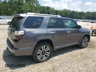 2017 Toyota 4Runner SR5 with VIN JTEZU5JR2H5159828, listed as a Copart auction lot 62342605 with 101,982 mi miles and Salvage title. Bid and sale history available at DreamBid. Image 3.