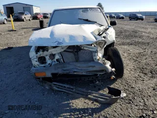 1990 Toyota Pickup with VIN JT4RN81R1L0049863, listed as a Copart auction lot 42832405 with 230,913 mi miles and Salvage title. Bid and sale history available at DreamBid. Image 5.
