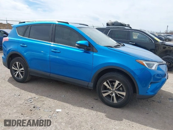 2018 Toyota RAV4 XLE with VIN JTMWFREV2JJ752568, listed as a IAAI auction lot 41795891 with 37,886 mi miles. Bid and sale history available at carsss.com. Image 1.