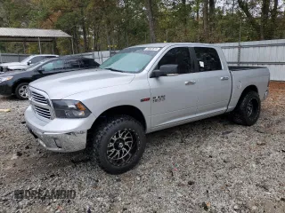 2015 Ram 1500 Outdoorsman z VIN 1C6RR7LM9FS609483, wystawiony jako Copart lot #78682674 z przebiegiem 178 893 mil mil oraz Szkoda całkowita • Salvage title. Historia ofert i sprzedaży dostępna na DreamBid. Obrazek 1.
