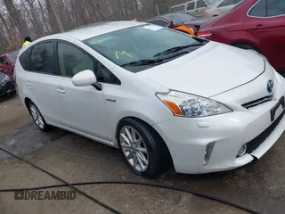 2013 Toyota Prius Two with VIN JTDZN3EU1D3268162, listed as a IAAI auction lot 41650964 with 158,186 mi miles. Bid and sale history available at carsss.com. Image 1.