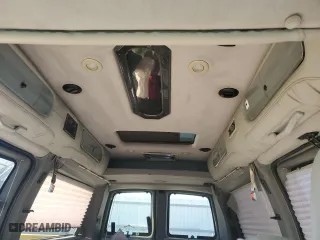 2005 GMC Savana Cargo Van YF7 Upfitter with VIN 1GDFH15T451216491, listed as a Copart auction lot 85800294 with 128,042 mi miles and Clean Title. Bid and sale history available at carsss.com. Image 10.