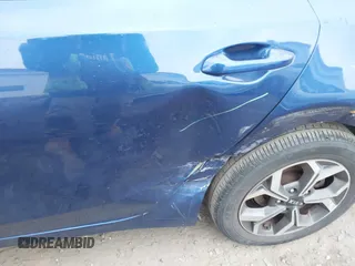 2020 Kia Forte LXS z VIN 3KPF24AD4LE213915, wystawiony jako IAAI lot #41674905 z przebiegiem 124 085 mil mil oraz . Historia ofert i sprzedaży dostępna na DreamBid. Obrazek 6.