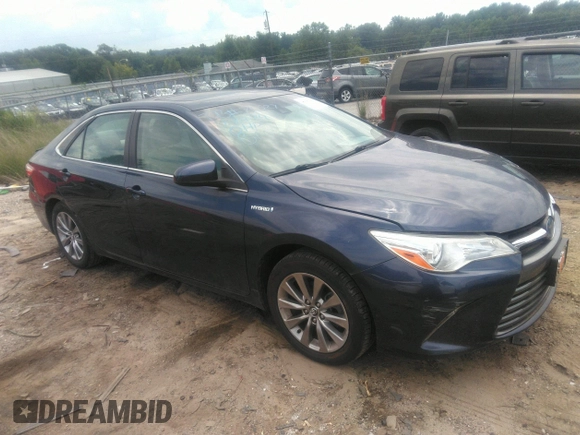 2017 Toyota Camry Hybrid LE with VIN 4T1BD1FK8HU229215, listed as a IAAI auction lot 40089195 with 67,749 mi miles. Bid and sale history available at carsss.com. Image 1.