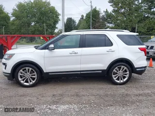 2018 Ford Explorer Limited with VIN 1FM5K7FH8JGC63234, listed as a IAAI auction lot 40434875 with 126,394 mi miles. Bid and sale history available at carsss.com. Image 14.