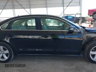 2013 Volkswagen Passat SE с VIN 1VWBP7A34DC108628, выставлен на аукционе IAAI как лот 42086759 с пробегом 148 321 миль миль и . История ставок и продаж доступна на DreamBid. Изображение 14.