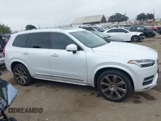 2016 Volvo XC90 T6 Inscription with VIN YV4A22PL7G1050888, listed as a IAAI auction lot 42442793 with 103,884 mi miles and . Bid and sale history available at DreamBid. Image 13.