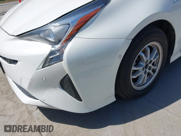 2017 Toyota Prius Two with VIN JTDKBRFU5H3054342, listed as a IAAI auction lot 41938108 with 193,965 mi miles and . Bid and sale history available at carsss.com. Image 6.