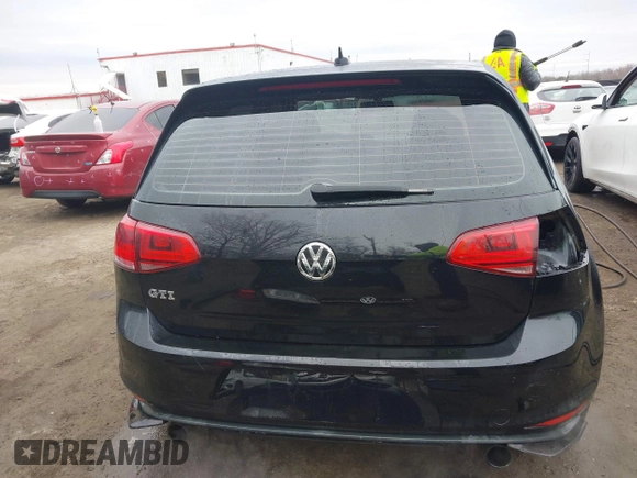 2015 Volkswagen Golf GTI Autobahn with VIN 3VW4T7AU5FM026230, listed as a IAAI auction lot 41458928 with 58,665 mi miles. Bid and sale history available at carsss.com. Image 17.