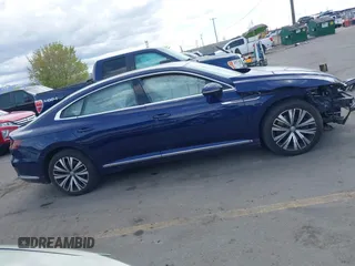 2019 Volkswagen Arteon SE с VIN WVWBR7AN3KE030990, выставлен на аукционе IAAI как лот 42130127 с пробегом 68 064 миль миль и . История ставок и продаж доступна на DreamBid. Изображение 14.