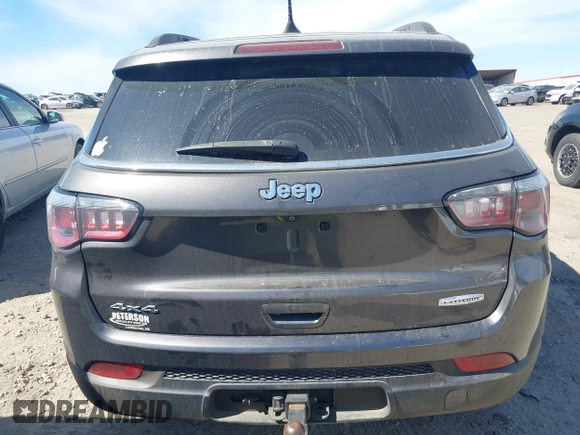 2018 Jeep Compass Altitude with VIN 3C4NJDBB2JT230751, listed as a IAAI auction lot 41671850 with 253,221 mi miles and . Bid and sale history available at carsss.com. Image 16.