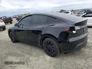 2021 Tesla Model Y Long Range with VIN 5YJYGDEE0MF183109, listed as a Copart auction lot 49760675 with 37,831 mi miles and Salvage Title. Bid and sale history available at DreamBid. Image 2.