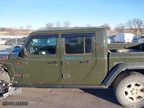 2022 Jeep Gladiator Mojave with VIN 1C6JJTEG7NL172628, listed as a IAAI auction lot 41429135 with 44,209 mi miles. Bid and sale history available at carsss.com. Image 15.