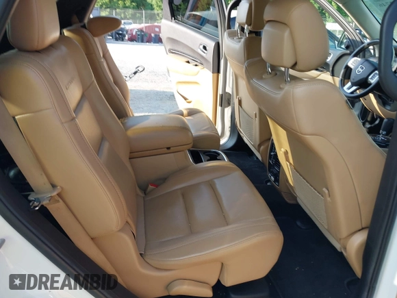 2013 Dodge Durango Citadel with VIN 1C4SDJET6DC652552, listed as a IAAI auction lot 42602746 with 163,602 mi miles and . Bid and sale history available at DreamBid. Image 8.