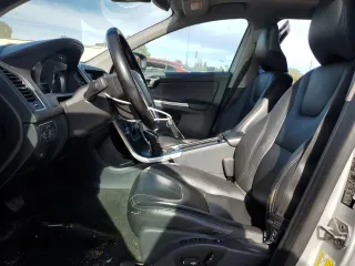 2016 Volvo XC60 T6 Drive-E с VIN YV449MDK4G2822323, выставлен на аукционе Copart как лот 76159434 с пробегом 107 879 миль миль и Чистый • Clean title. История ставок и продаж доступна на DreamBid. Изображение 7.