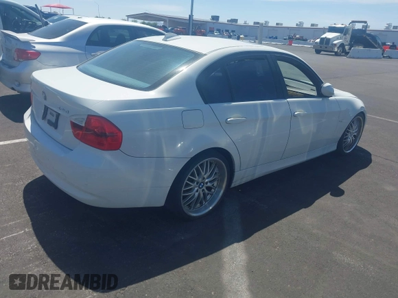 2006 BMW 3 Series 325i с VIN WBAVB13546KX50170, выставлен на аукционе IAAI как лот 42343452 с пробегом 118 453 миль миль и . История ставок и продаж доступна на DreamBid. Изображение 4.