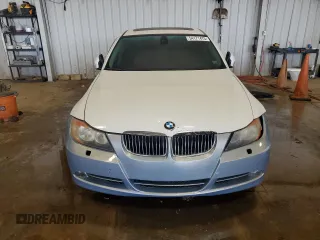 2009 BMW 3 Series 328i z VIN WBAPH57509NM32770, wystawiony jako Copart lot #54171475 z przebiegiem 179 642 mil mil oraz Szkoda całkowita • Salvage title. Historia ofert i sprzedaży dostępna na DreamBid. Obrazek 5.