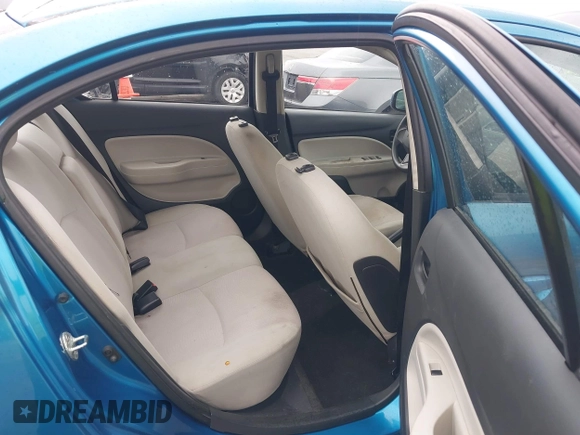 2017 Mitsubishi Mirage ES z VIN ML32F3FJ7HHF07604, wystawiony jako IAAI lot #42411469 z przebiegiem 95 197 mil mil oraz . Historia ofert i sprzedaży dostępna na DreamBid. Obrazek 8.