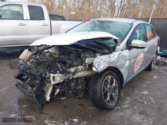 2014 Ford Focus SE with VIN 1FADP3F26EL341244, listed as a IAAI auction lot 41443905 with 1 mi miles. Bid and sale history available at carsss.com. Image 18.