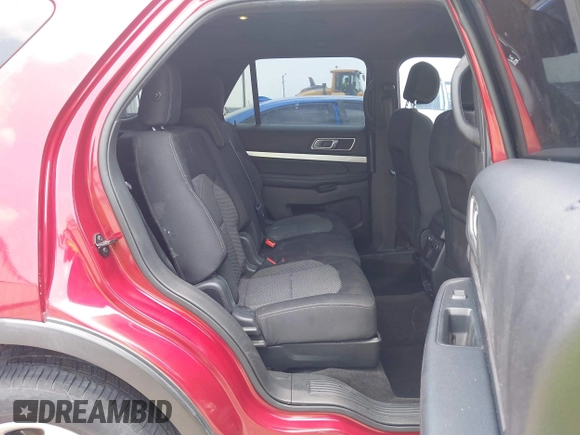 2017 Ford Explorer XLT z VIN 1FM5K7D84HGB14106, wystawiony jako IAAI lot #42285520 z przebiegiem 109 716 mil mil oraz . Historia ofert i sprzedaży dostępna na DreamBid. Obrazek 8.