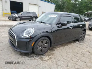 2022 MINI Hardtop 4 Door Cooper with VIN WMW33DK0XN2R83836, listed as a Copart auction lot 60248735 with 27,226 mi miles and Salvage title. Bid and sale history available at DreamBid. Image 1.