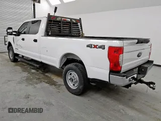 2022 Ford F-250 XL with VIN 1FT7W2BT3NEC38239, listed as a Copart auction lot 63423635 with 104,967 mi miles and Clean title. Bid and sale history available at DreamBid. Image 2.