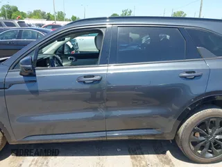 2023 Kia Sorento SX z VIN 5XYRK4LF3PG242259, wystawiony jako IAAI lot #41970398 z przebiegiem 31 293 mil mil oraz . Historia ofert i sprzedaży dostępna na DreamBid. Obrazek 14.