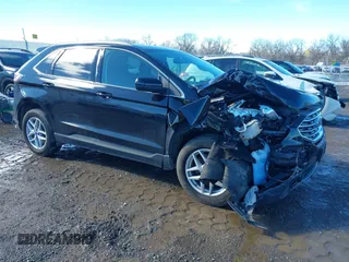 2021 Ford Edge SEL with VIN 2FMPK4J96MBA56084, listed as a IAAI auction lot 41637629 with 31,915 mi miles. Bid and sale history available at carsss.com. Image 1.