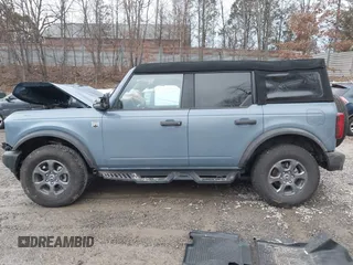 2023 Ford Bronco z VIN 1FMEE5BP2PLC08268, wystawiony jako IAAI lot #41207041 z przebiegiem 10 241 mil mil oraz . Historia ofert i sprzedaży dostępna na DreamBid. Obrazek 14.