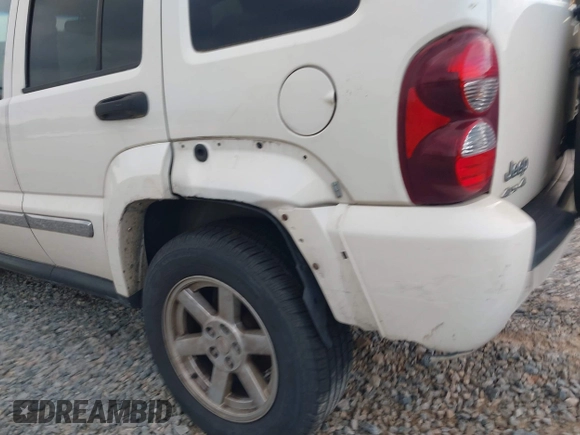 2005 Jeep Liberty Limited with VIN 1J4GL58KX5W632558, listed as a IAAI auction lot 42143440 with 214,079 mi miles and . Bid and sale history available at carsss.com. Image 6.