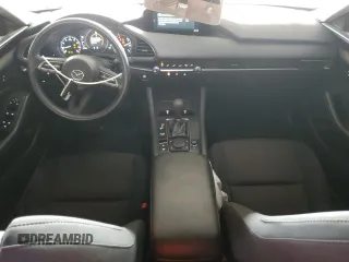 2022 Mazda 3 2.0 with VIN 3MZBPAA76NM304828, listed as a Copart auction lot 50623405 with 17,037 mi miles and Salvage Title. Bid and sale history available at DreamBid. Image 8.