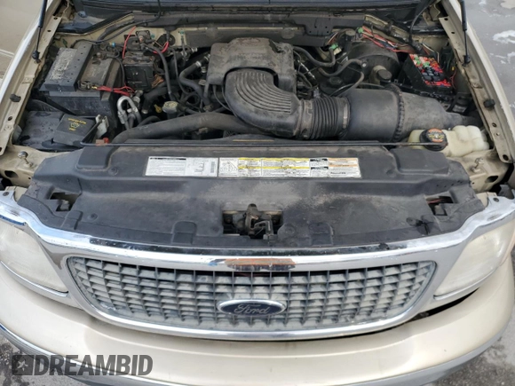 2000 Ford Expedition XLT with VIN 1FMRU1562YLB21052, listed as a Copart auction lot 45756345 with 193,192 mi miles and Salvage Title. Bid and sale history available at carsss.com. Image 12.