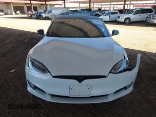 2016 Tesla Model S 90D with VIN 5YJSA1E22GF149639, listed as a IAAI auction lot 42583167 with Not provided miles and . Bid and sale history available at DreamBid. Image 12.