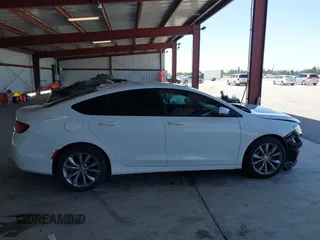 2016 Chrysler 200 S z VIN 1C3CCCBB1GN151418, wystawiony jako IAAI lot #42044688 z przebiegiem 173 949 mil mil oraz . Historia ofert i sprzedaży dostępna na DreamBid. Obrazek 14.
