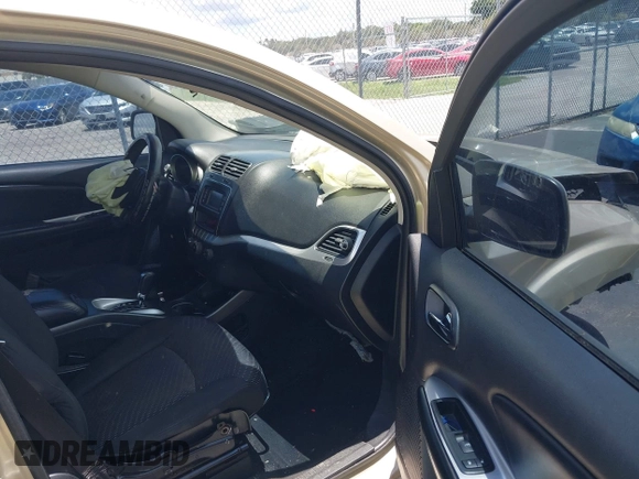 2011 Dodge Journey Mainstreet with VIN 3D4PH1FG9BT565356, listed as a IAAI auction lot 42808442 with 202,574 mi miles and . Bid and sale history available at DreamBid. Image 5.