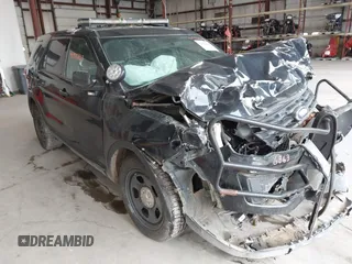 2018 Ford Police Interceptor Utility z VIN 1FM5K8AR5JGB91950, wystawiony jako IAAI lot #41976863 z przebiegiem Nie podano mil oraz . Historia ofert i sprzedaży dostępna na DreamBid. Obrazek 1.