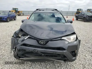 2018 Toyota RAV4 XLE with VIN 2T3WFREV6JW515146, listed as a Copart auction lot 43525825 with 73,257 mi miles and Salvage Title. Bid and sale history available at carsss.com. Image 5.