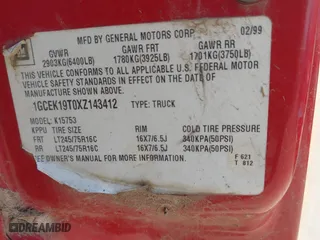 1999 Chevrolet Silverado 1500 LS with VIN 1GCEK19T0XZ143412, listed as a IAAI auction lot 41989365 with 1 mi miles. Bid and sale history available at carsss.com. Image 9.