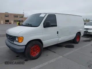 2006 Ford Econoline Cargo with VIN 1FTRE14W16HA85762, listed as a IAAI auction lot 42075835 with 88,491 mi miles. Bid and sale history available at carsss.com. Image 2.