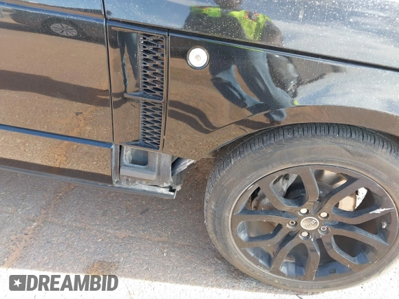 2008 Land Rover Range Rover SC with VIN SALMF13498A296915, listed as a IAAI auction lot 42263486 with 154,903 mi miles and . Bid and sale history available at DreamBid. Image 6.