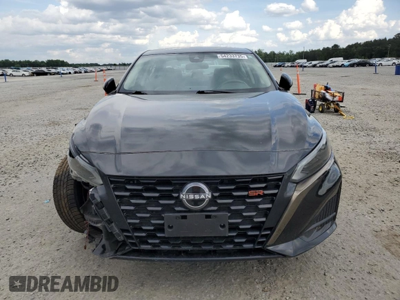 2023 Nissan Altima SR z VIN 1N4BL4CV8PN337940, wystawiony jako Copart lot #54233735 z przebiegiem 57 779 mil mil oraz Szkoda całkowita • Salvage title. Historia ofert i sprzedaży dostępna na DreamBid. Obrazek 5.