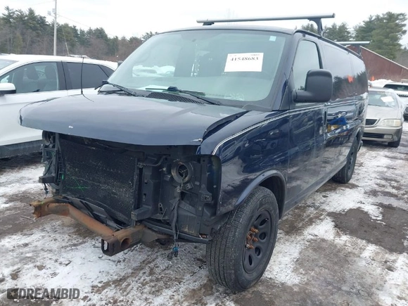 2009 Chevrolet Express Cargo Van with VIN 1GCFG15X991147555, listed as a IAAI auction lot 41548683 with 196,201 mi miles. Bid and sale history available at carsss.com. Image 2.