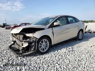2018 Ford Focus SE with VIN 1FADP3FE4JL201052, listed as a Copart auction lot 51893595 with 87,627 mi miles and Salvage Title. Bid and sale history available at carsss.com. Image 1.