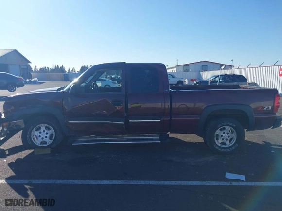 2003 Chevrolet Silverado 1500 LT with VIN 1GCEK19T33E304904, listed as a IAAI auction lot 41647065 with 109,057 mi miles. Bid and sale history available at carsss.com. Image 15.