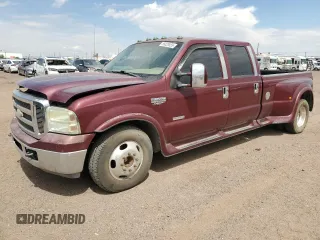 2005 Ford F-350 XL z VIN 1FTWW32P35ED08827, wystawiony jako Copart lot #56028555 z przebiegiem 198 768 mil mil oraz Czysty tytuł • Clean title. Historia ofert i sprzedaży dostępna na DreamBid. Obrazek 1.